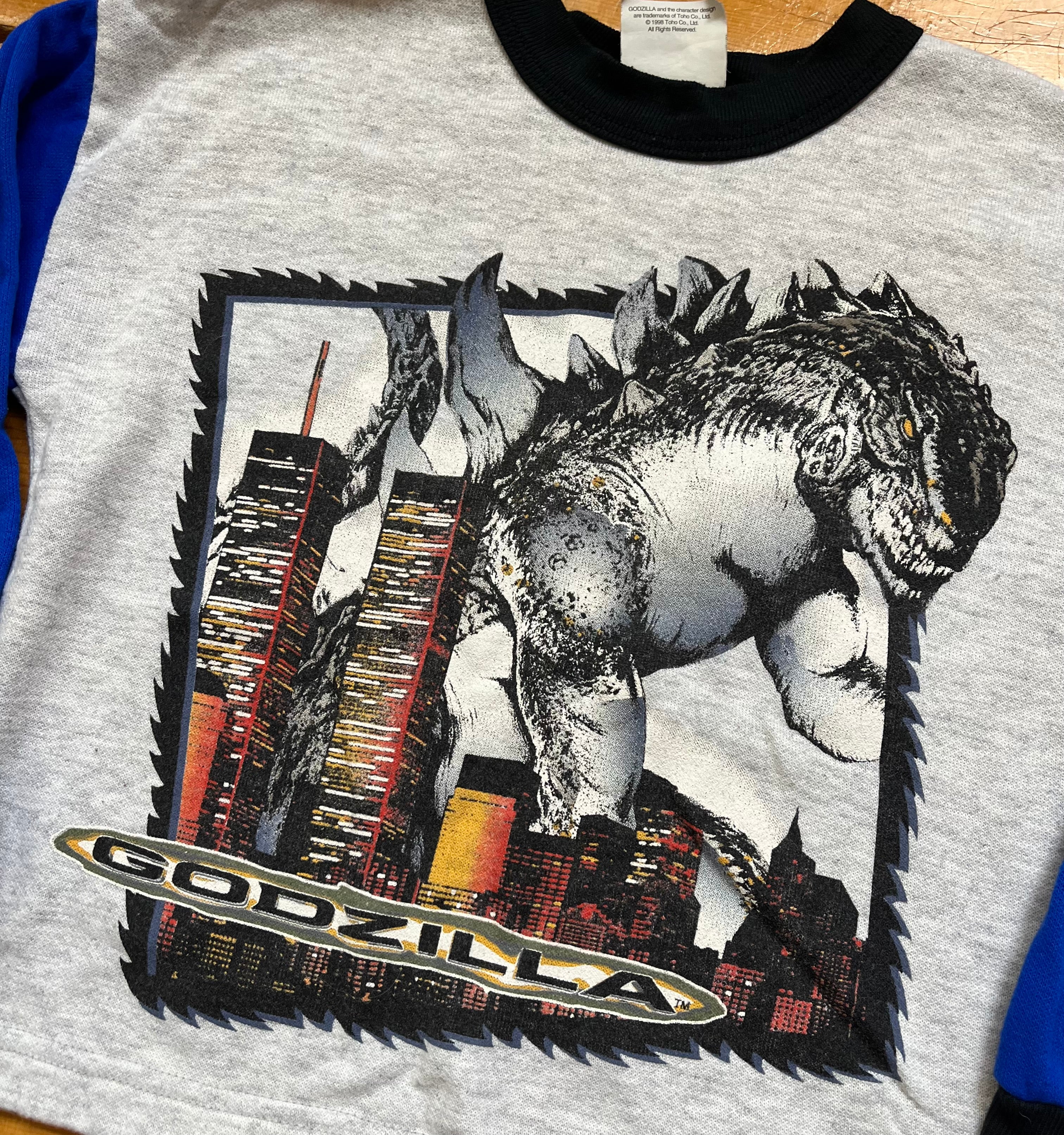 90's KIDS Godzilla Long Slv T-Shirt Sz S – Top Shelf Vintage Co. 90's KIDS Godzilla Long Slv T-Shirt Sz S – Top Shelf Vintage Co.