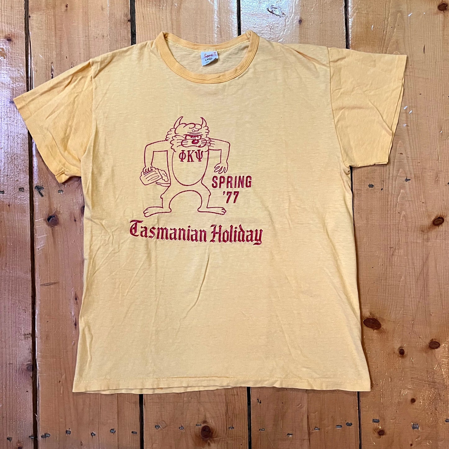 70’s Tasmanian Holiday 1977 Fraternity T-shirt Sz Medium